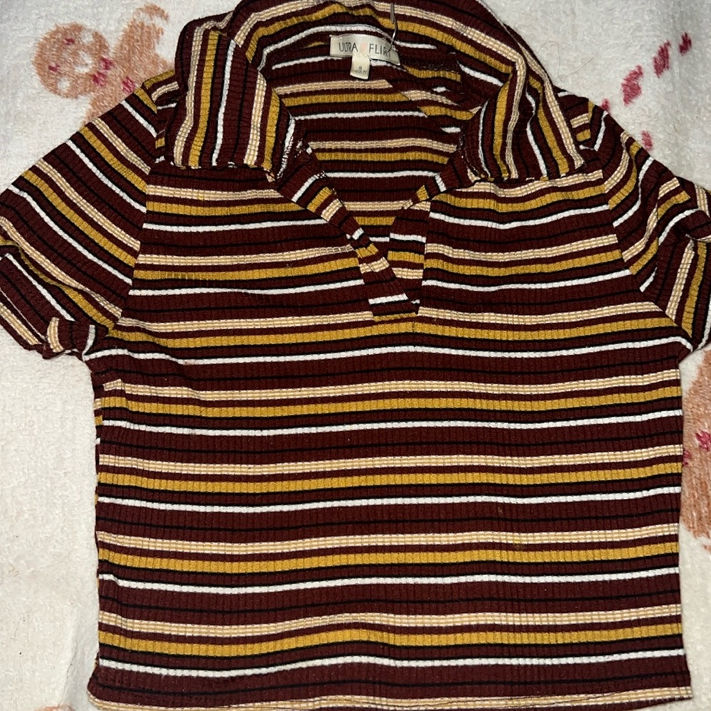 Ultra flirt cropped shirt